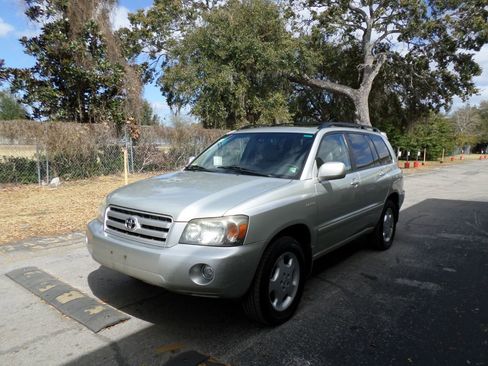 Used 2004 Toyota Highlander Limited image 5