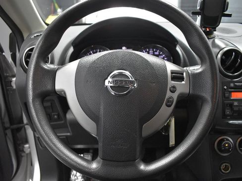 Used 2013 Nissan Rogue S FWD image 20