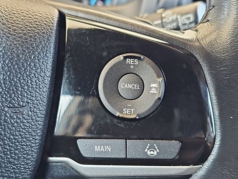 Used 2018 Honda Odyssey EX-L image 19