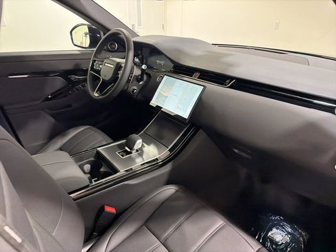 New 2026 Land Rover Range Rover Evoque S image 24