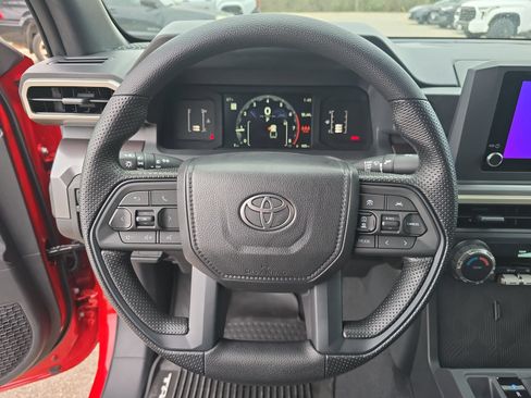 Used 2026 Toyota Tacoma SR5 AWD/4WD image 12