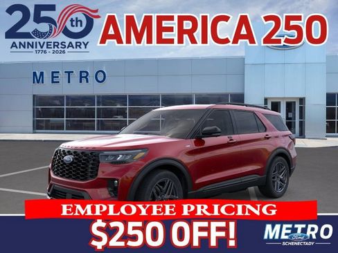 New 2026 Ford Explorer ST-Line w/ ST-Line Street Pack AWD/4WD image 2