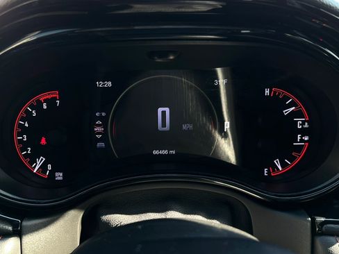 Used 2022 Dodge Durango R/T w/ Blacktop Package image 33