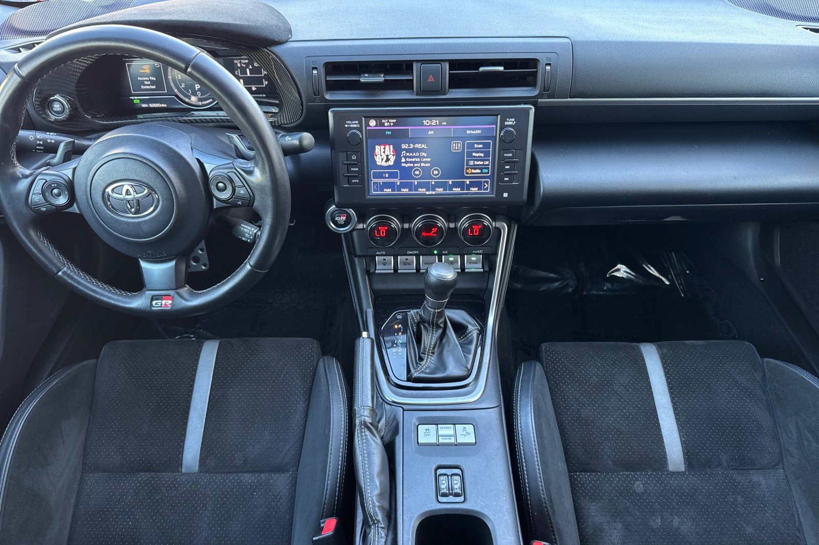 Used 2023 Toyota GR86 Premium w/ ALL Weather Mat Package (TMS) RWD image 16