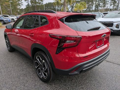 New 2026 Chevrolet Trax RS w/ Driver Confidence Package image 6