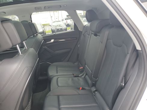 Used 2019 Audi Q5 2.0T Premium Plus w/ Premium Plus Package image 13
