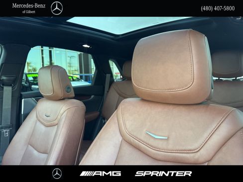 Used 2025 Cadillac XT5 Premium Luxury image 17