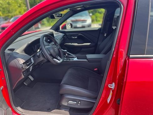 Used 2025 Acura ADX A-Spec FWD image 11