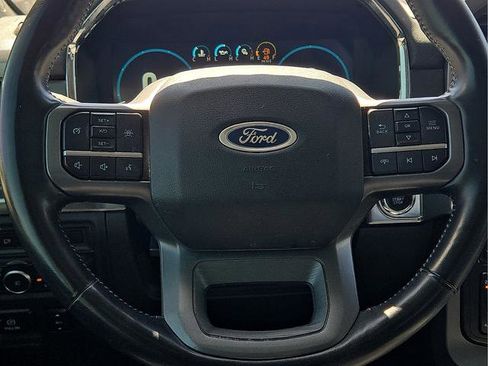 Used 2022 Ford F150 Lariat w/ Trailer Tow Package AWD/4WD image 10