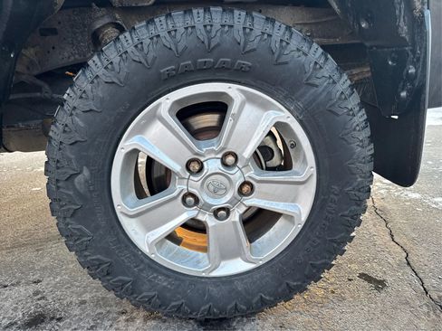 Used 2017 Toyota Tundra SR5 image 15