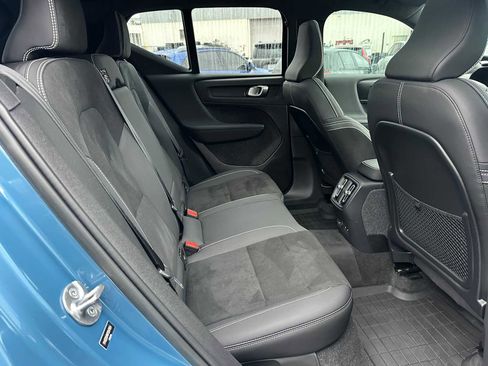 Certified 2023 Volvo XC40 Recharge Ultimate w/ Protection Package Premier image 12