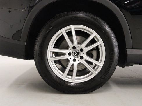 Certified 2025 Mercedes-Benz GLC 300 GLC 300 image 10