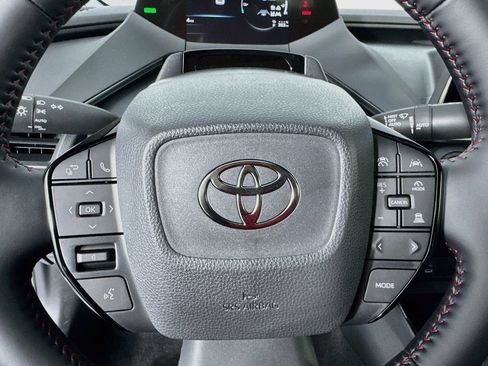 Used 2026 Toyota Prius Plug-In Hybrid FWD image 16