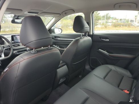 New 2025 Nissan Altima 2.5 SR image 11