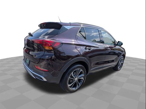 Certified 2021 Buick Encore GX Essence w/ Advanced Technology Package AWD/4WD image 4
