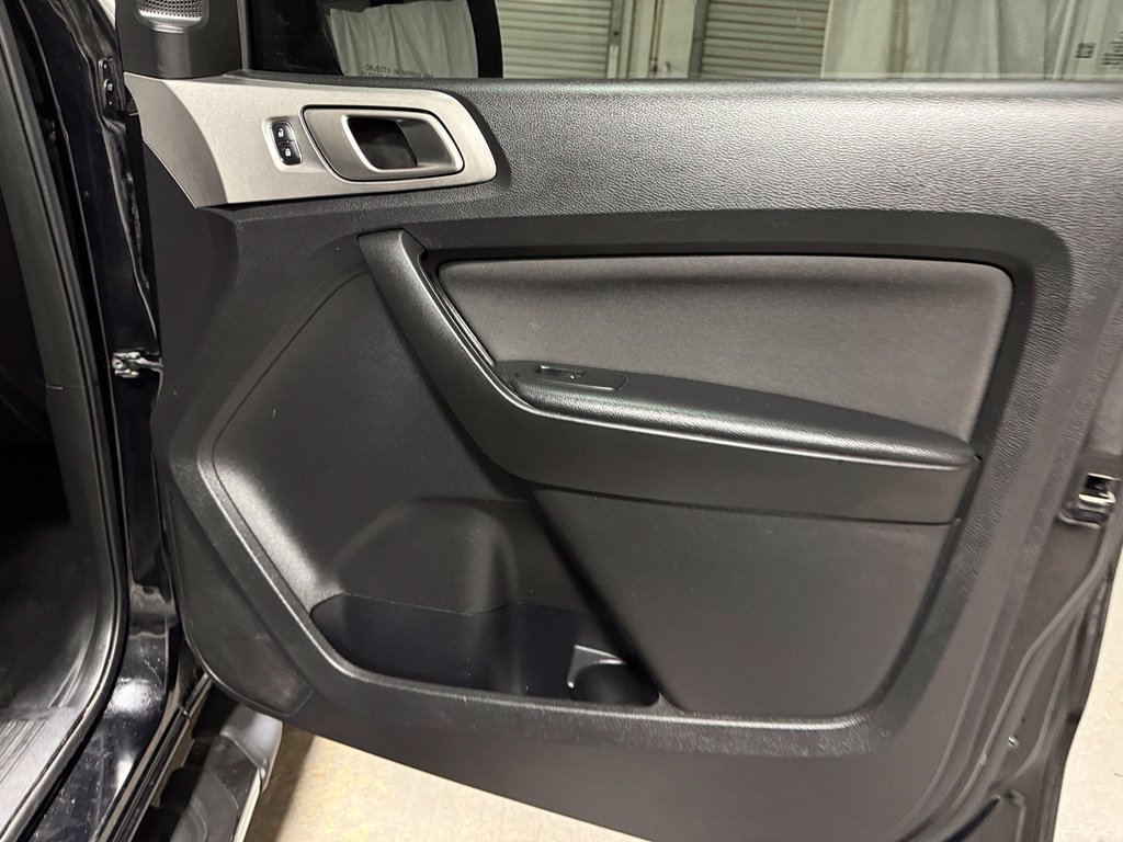 Used 2019 Ford Ranger XLT w/ Equipment Group 302A Luxury AWD/4WD image 12