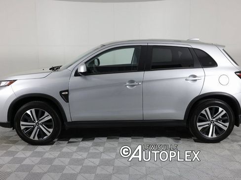 Used 2025 Mitsubishi Outlander Sport ES AWD/4WD image 8