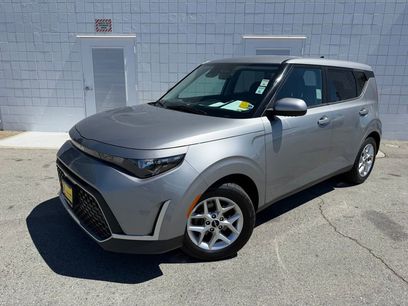 Used 2023 Kia Soul LX w/ LX Technology Package