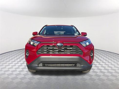 Used 2025 Toyota RAV4 XLE image 2
