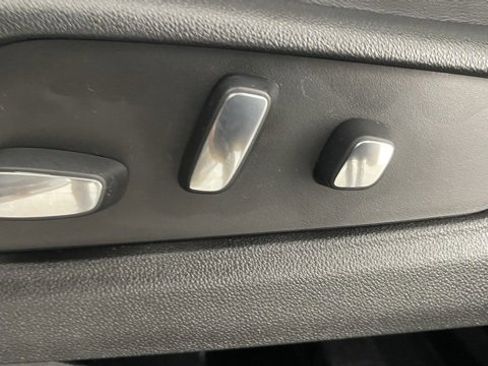 Used 2023 Cadillac XT5 Sportv image 34