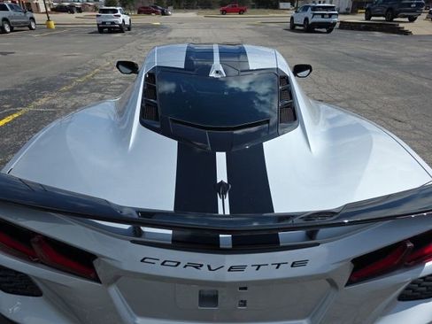New 2026 Chevrolet Corvette Stingray Preferred Cpe w/ Z51 Performance Package RWD image 18