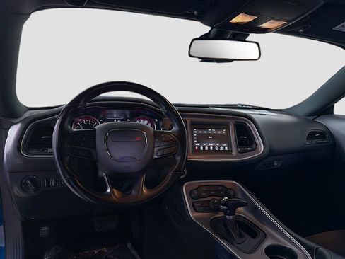 Used 2022 Dodge Challenger GT image 23