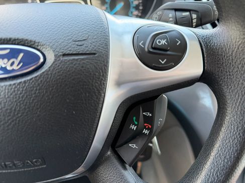 Used 2013 Ford Escape SE FWD image 22