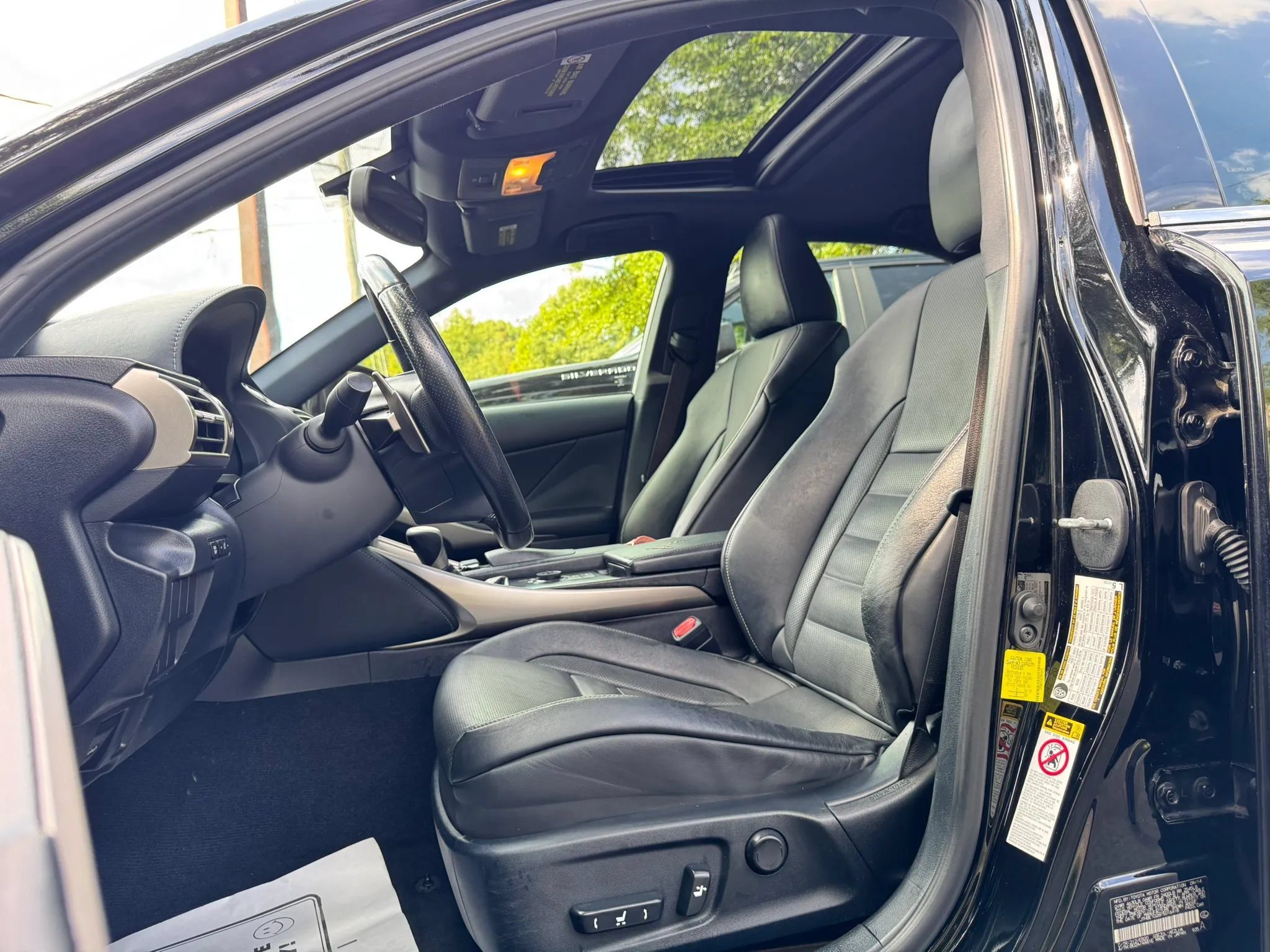 Used 2015 Lexus IS 350 w/ F-Sport Package RWD image 26