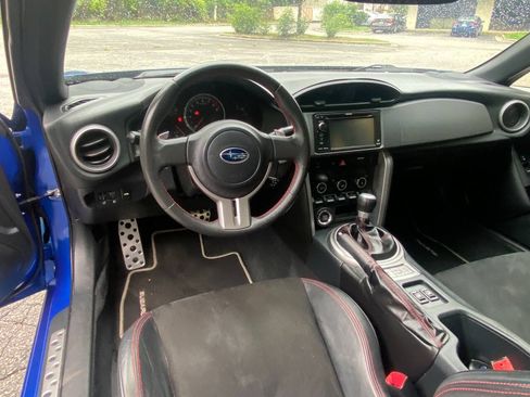 Used 2015 Subaru BRZ Limited w/ Popular Package #1B RWD image 12