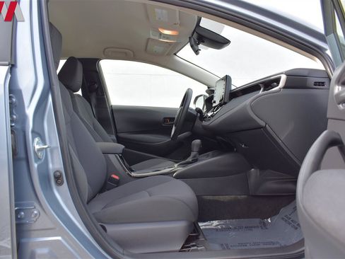 Used 2022 Toyota Corolla LE image 24