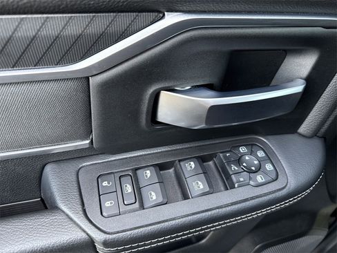 Used 2025 RAM 2500 Big Horn image 15