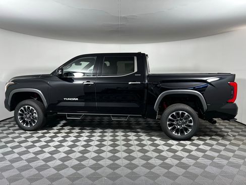 New 2026 Toyota Tundra Limited AWD/4WD image 8