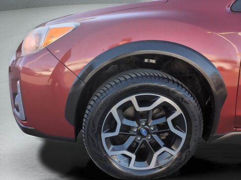 Used 2016 Subaru Crosstrek 2.0i Premium image 9