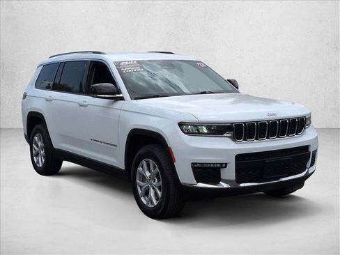 Used 2022 Jeep Grand Cherokee L Limited AWD/4WD image 2