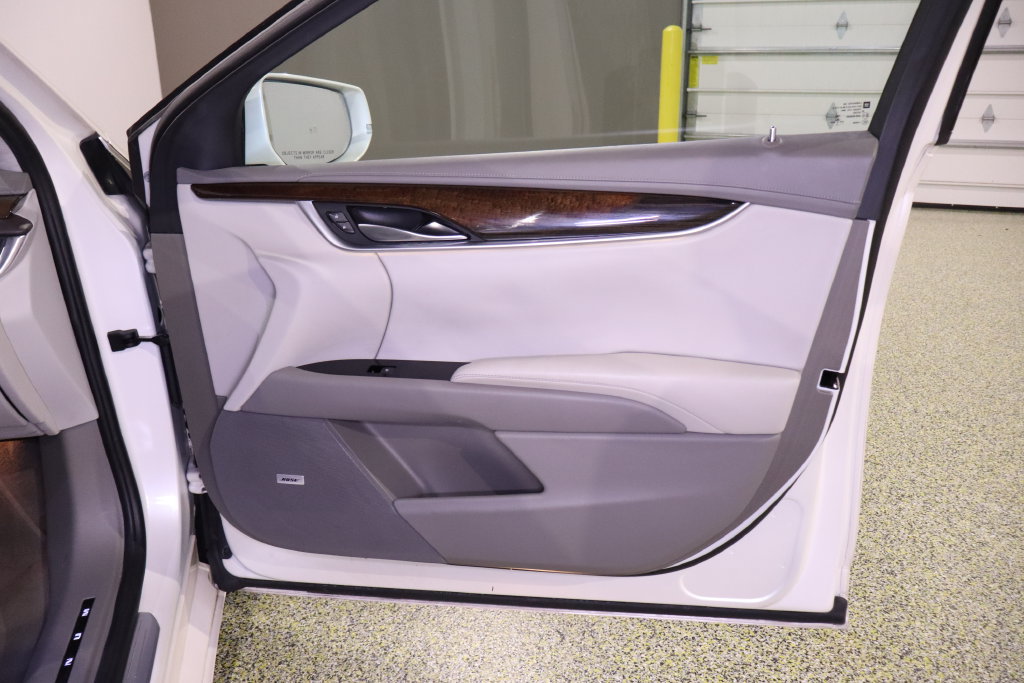 Used 2013 Cadillac XTS Platinum FWD image 43