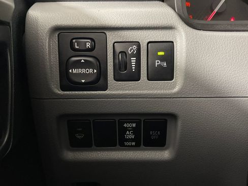 Used 2013 Toyota 4Runner SR5 w/ Convenience Pkg image 28