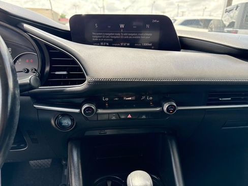 Used 2020 MAZDA MAZDA3 Sedan w/ Select Package FWD image 19