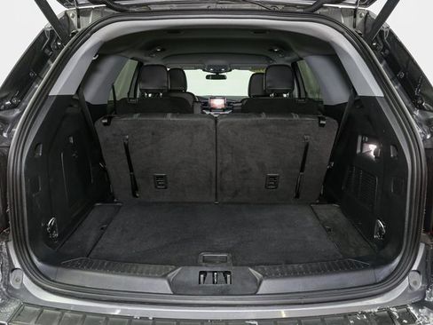 Used 2023 Ford Explorer XLT w/ Equipment Group 202A image 11