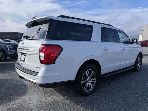 Used 2024 Ford Expedition Max XLT RWD image 3