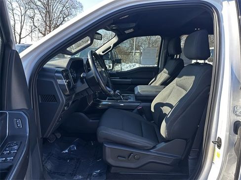 Certified 2022 Ford F150 XLT w/ Equipment Group 302A High image 19