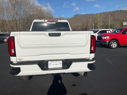 Used 2022 GMC Sierra 3500 Denali w/ Denali Ultimate Package AWD/4WD image 6