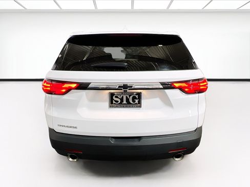 Used 2022 Chevrolet Traverse LS FWD image 5