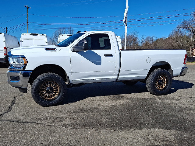 Used 2024 RAM 2500 Tradesman w/ Chrome Appearance Group AWD/4WD image 7