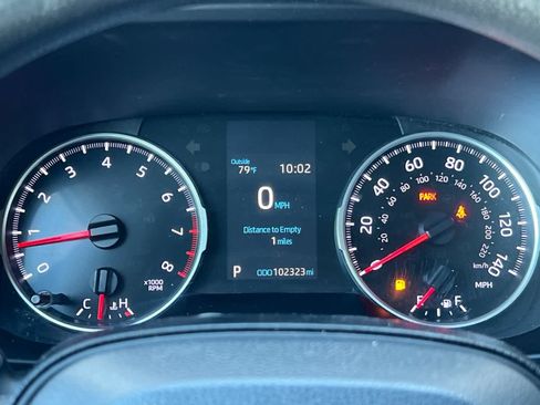Used 2019 Toyota RAV4 LE FWD image 26