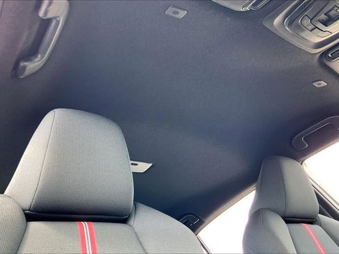 Used 2025 Toyota Corolla SE FWD image 14