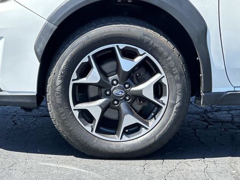 Used 2019 Subaru Crosstrek 2.0i AWD/4WD image 9