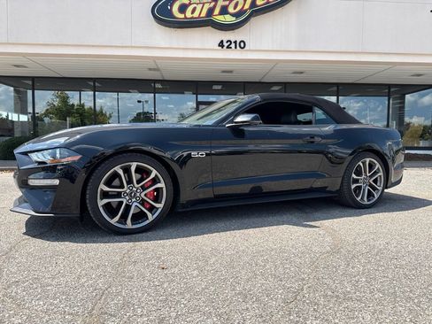 Used 2018 Ford Mustang GT Premium w/ Equipment Group 401A RWD image 4
