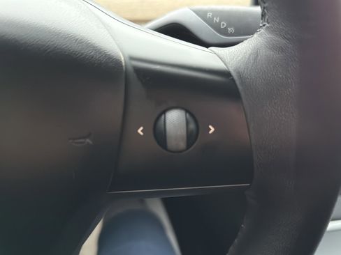 Used 2022 Tesla Model 3 Long Range image 14