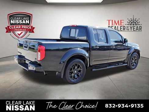 Used 2020 Nissan Frontier SV w/ Midnight Edition Floor Mats RWD image 7