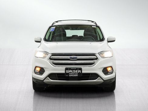 Used 2018 Ford Escape SE w/ Ford Safe & Smart Package AWD/4WD image 8